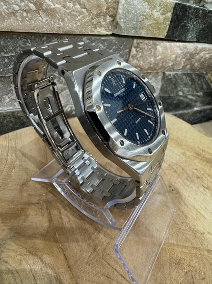 Luxury Audemars Piguet Royal Oak Watch – Blue Dial Stainless Steel Men's Timepiece